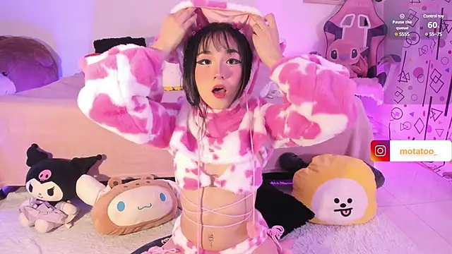 sussanx online show from March 11, 2025, 9:15 pm