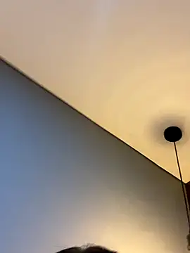 ValentinaOrtiz3 online show from October 3, 2025, 12:29 am