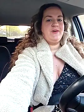 justtess online show from April 21, 2026, 5:03 am