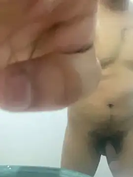 Snapshot of jonzzvergs chatting on February 28, 2026, 6:47 am jonzzvergs online show from February 28, 2026, 6:47 am