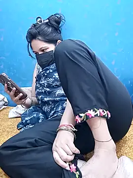 Snapshot of Sangitalive chatting on June 4, 2026, 5:02 am Sangitalive online show from June 4, 2026, 5:02 am