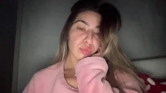 sarrah rossy online show from October 27, 2025, 10:25 pm