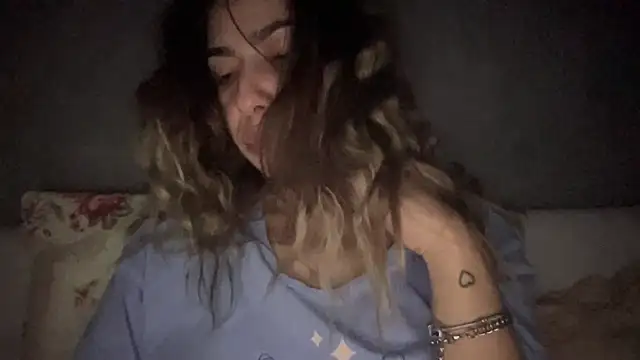 sarrah rossy online show from December 17, 2025, 9:10 pm