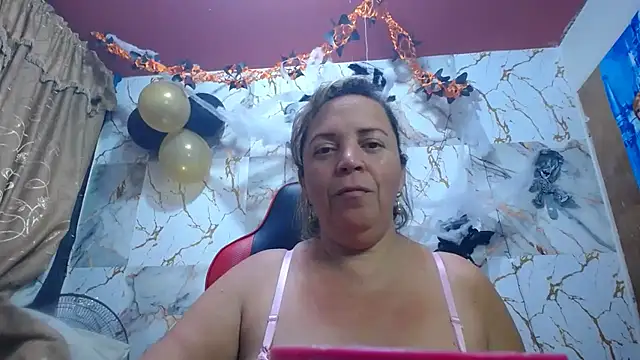 alina maturehot online show from October 23, 2025, 12:32 am