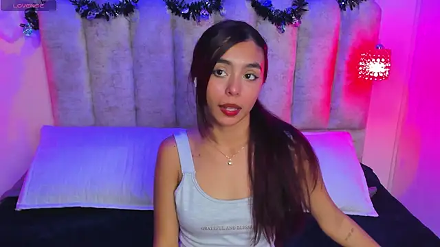 lanna brunette online show from October 27, 2025, 1:04 pm