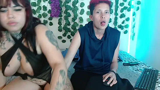 duo peludoo online show from March 12, 2025, 2:52 am