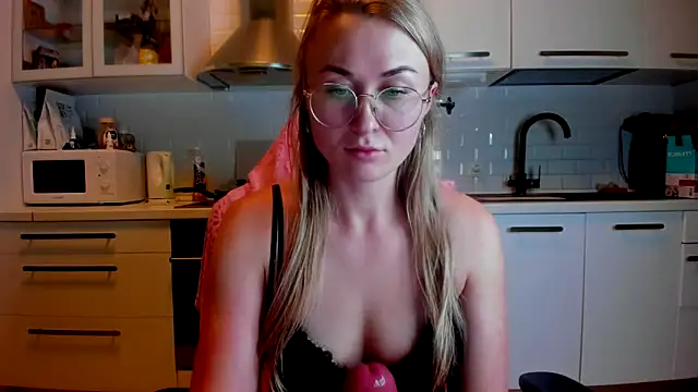 your Goddess Eva online show from October 27, 2025, 5:50 pm