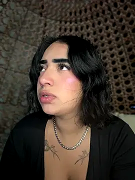 Snapshot of Scarlett-LS chatting on October 10, 2025, 1:37 am Scarlett-LS online show from October 10, 2025, 1:37 am