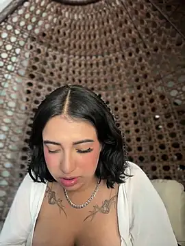 Snapshot of Scarlett-LS chatting on October 18, 2025, 2:36 am Scarlett-LS online show from October 18, 2025, 2:36 am