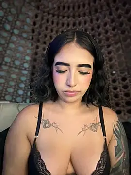 Snapshot of Scarlett-LS chatting on October 30, 2025, 4:14 am Scarlett-LS online show from October 30, 2025, 4:14 am