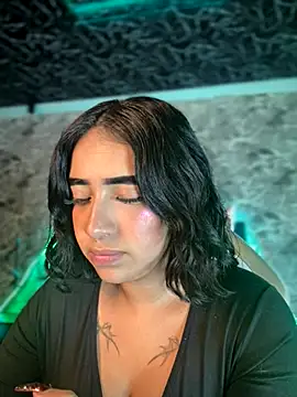 Snapshot of Scarlett-LS chatting on November 12, 2025, 2:12 am Scarlett-LS online show from November 12, 2025, 2:12 am