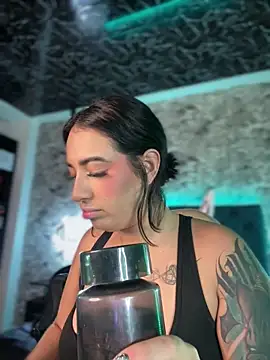 Snapshot of Scarlett-LS chatting on November 15, 2025, 4:10 am Scarlett-LS online show from November 15, 2025, 4:10 am