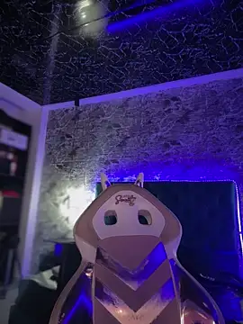 Scarlett-LS online show from February 13, 2026, 3:13 am