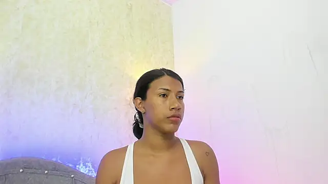 AntoniSantoss online show from April 10, 2026, 7:51 pm