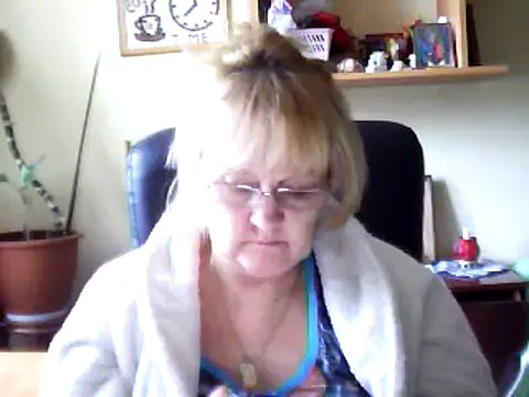 Violet5364 online show from March 3, 2025, 1:09 pm