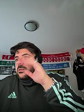 Sex-10-10 online show from November 7, 2025, 10:26 am