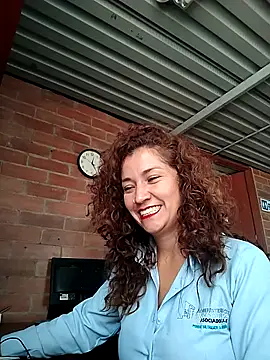 Cielo carpentier69 online show from May 6, 2026, 3:39 pm