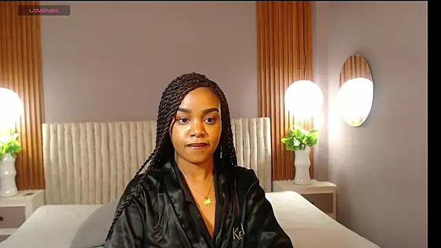 TianaSky online show from September 19, 2025, 7:58 pm