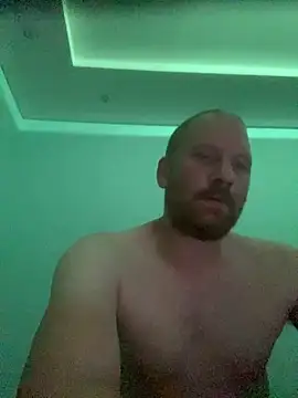 Krzysiekg123 online show from October 20, 2025, 9:48 pm