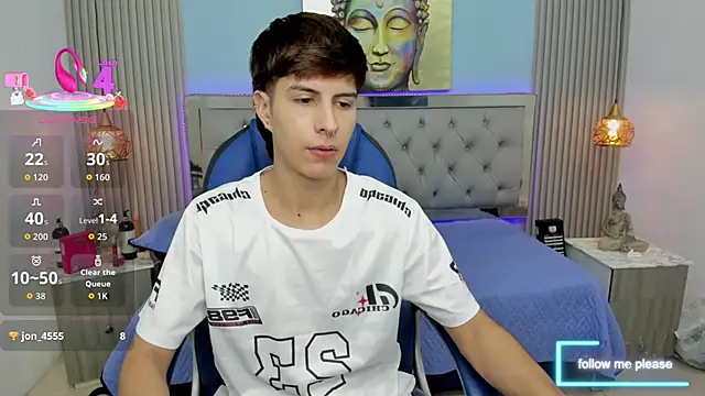 Estiv18  online show from December 5, 2025, 3:30 pm