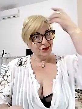 Pumabionda online show from December 2, 2025, 11:11 pm