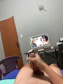 Snapshot of ThiagoPauzudooo chatting on October 14, 2025, 2:45 am ThiagoPauzudooo online show from October 14, 2025, 2:45 am