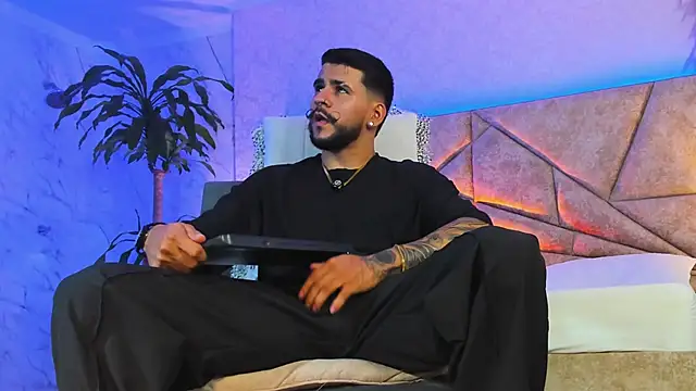 DickGriffith  online show from October 5, 2025, 11:52 am