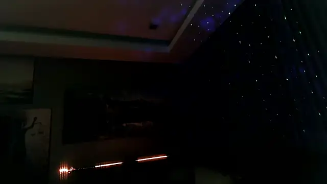 DarkDiamondx online show from September 25, 2025, 1:48 pm