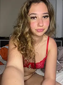 Snapshot of angelicasn0w chatting on March 13, 2025, 3:44 am angelicasn0w online show from March 13, 2025, 3:44 am