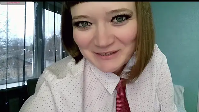 Snapshot of LizaMilfa chatting on November 8, 2025, 10:59 am LizaMilfa online show from November 8, 2025, 10:59 am