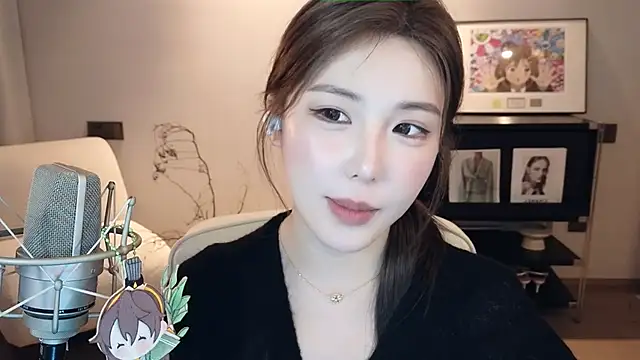 Snapshot of Ginny-bb chatting on February 17, 2025, 5:21 pm Ginny-bb online show from February 17, 2025, 5:21 pm