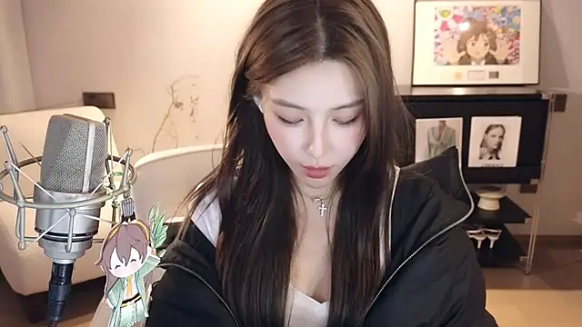 Snapshot of Ginny-bb chatting on February 23, 2025, 6:01 pm Ginny-bb online show from February 23, 2025, 6:01 pm