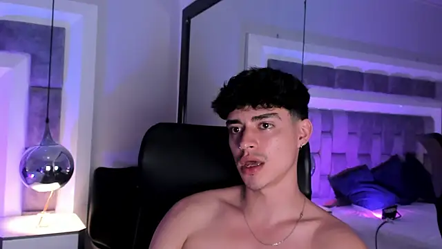 DrakeCollinss online show from September 25, 2025, 11:41 pm