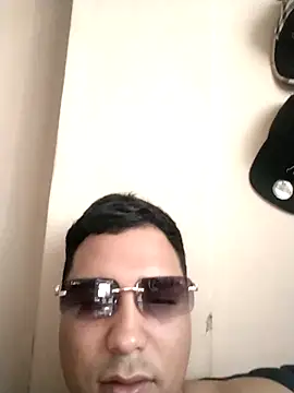 avit902 online show from April 8, 2026, 2:06 pm