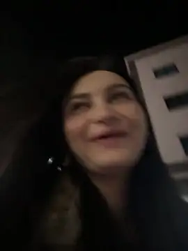 lunalovelee online show from November 1, 2025, 3:25 pm