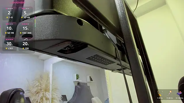 EmiliaRose  online show from March 2, 2026, 9:10 pm