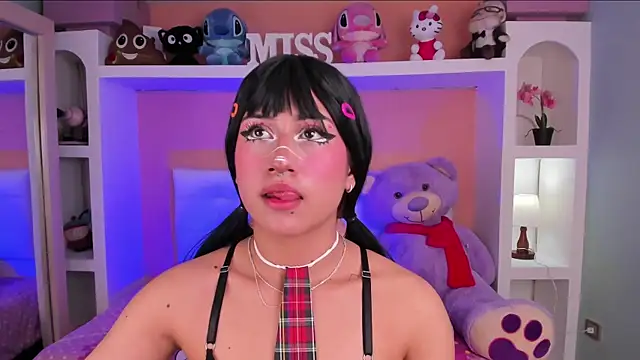 miss   megan online show from November 14, 2025, 6:06 pm