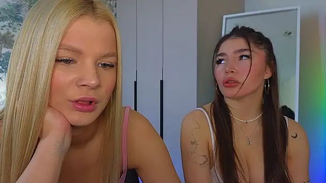 Caroline  Brown online show from February 28, 2026, 4:02 am