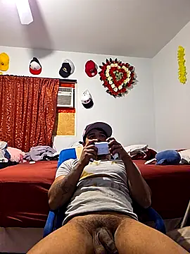 guajiro276565 online show from May 3, 2026, 2:39 am