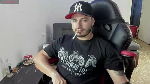 Snapshot of ragnar_lothbrok777 chatting on October 29, 2025, 8:32 pm ragnar lothbrok777 online show from October 29, 2025, 8:32 pm