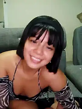 ZafiroKlein online show from March 23, 2025, 2:04 am