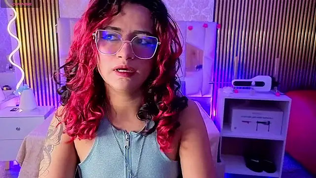 kristen tay online show from March 25, 2026, 3:23 am