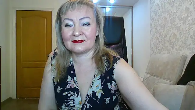 Victoria secrets  online show from November 20, 2025, 4:01 am