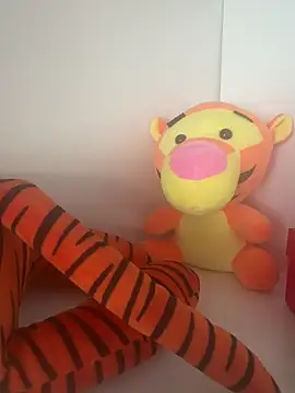 Snapshot of AlexFuck_79 chatting on February 21, 2025, 9:02 am AlexFuck 79 online show from February 21, 2025, 9:02 am