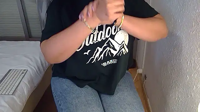 Halima misshotpussy13 online show from March 3, 2026, 2:28 am