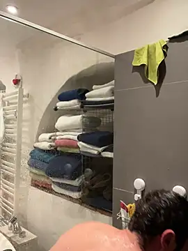 morfeoX online show from March 10, 2025, 7:40 pm