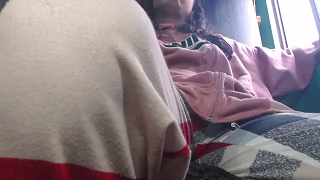 Gaby-sexy online show from October 6, 2025, 1:52 pm