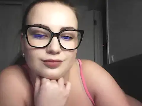 Snapshot of GoddessTenderness chatting on February 17, 2025, 3:53 pm GoddessTenderness online show from February 17, 2025, 3:53 pm