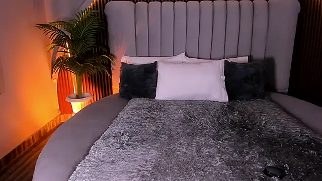 Snapshot of MelanieHillss chatting on January 16, 2026, 2:59 am MelanieHillss online show from January 16, 2026, 2:59 am