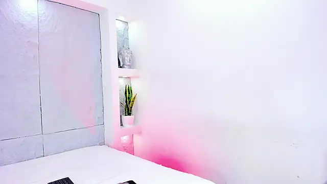 Snapshot of MiaMistrex chatting on October 30, 2025, 4:14 am MiaMistrex online show from October 30, 2025, 4:14 am